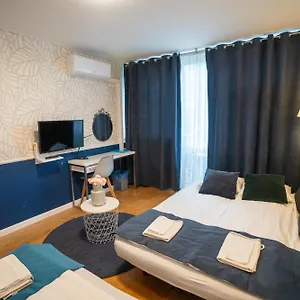Grzybowska 9 Apartament
